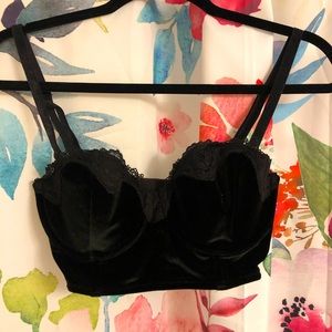VS Velvet Bra